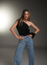 STUDDED JEANS